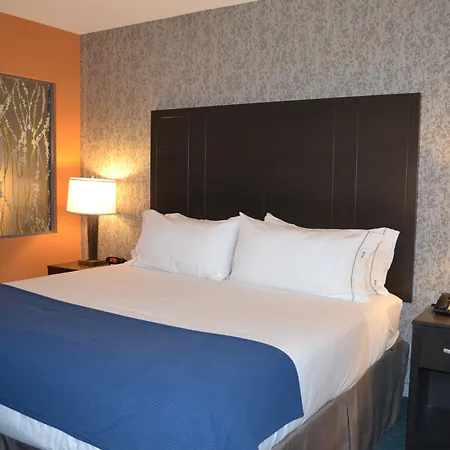 Holiday Inn Express Hotel & Suites Knoxville By Ihg Exterior photo