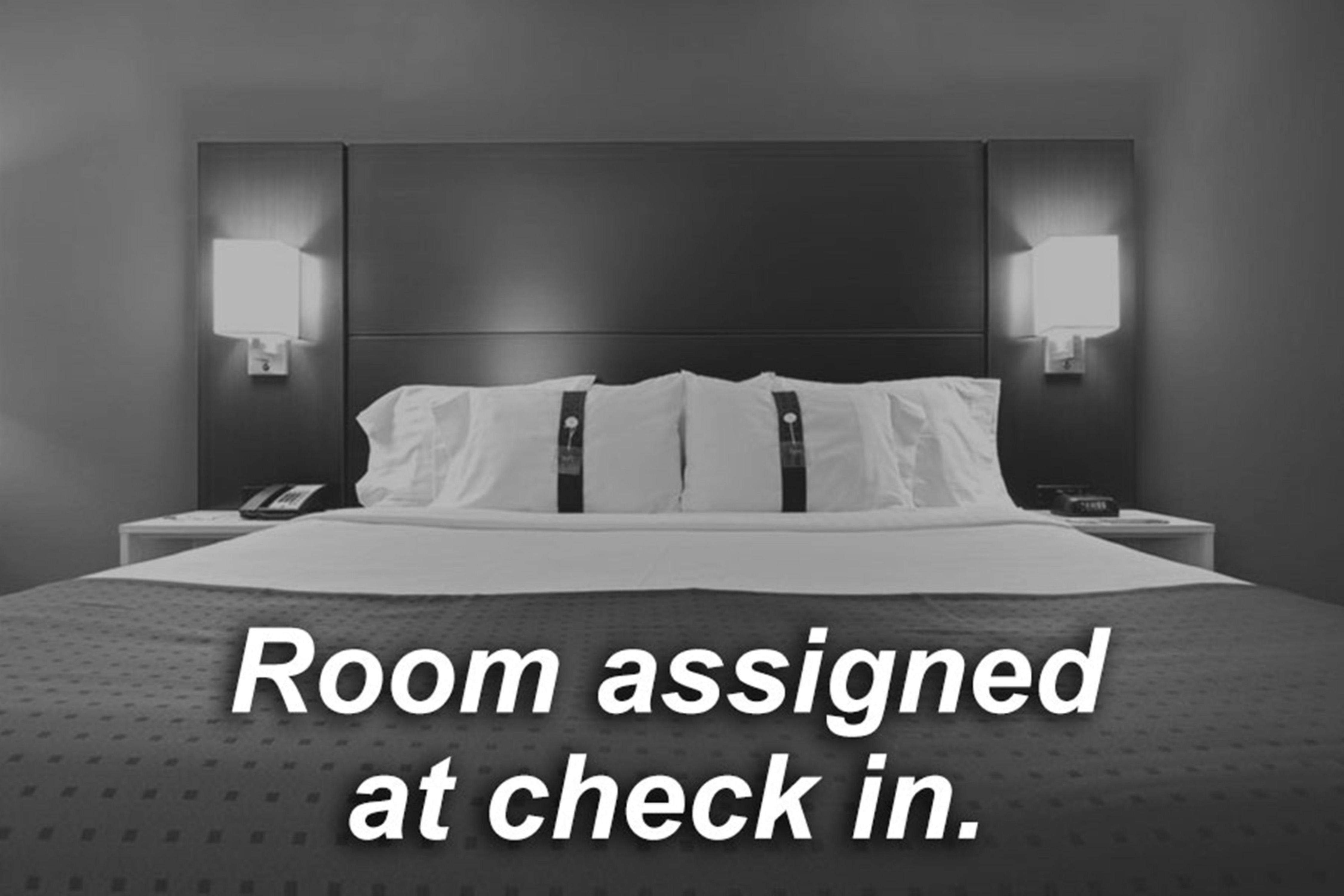 Express & By Ihg 2*