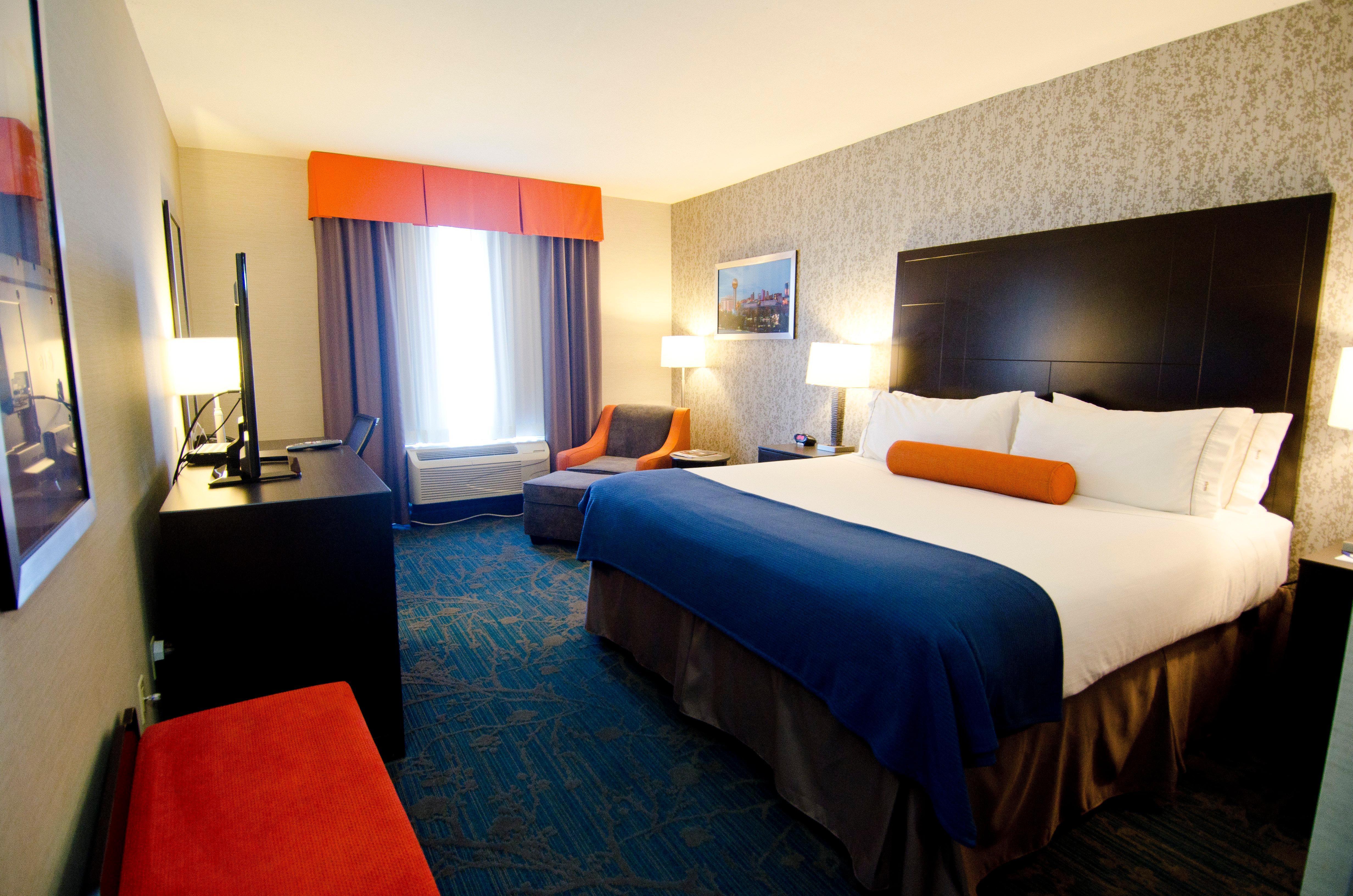 Hotel Express & By Ihg 2*